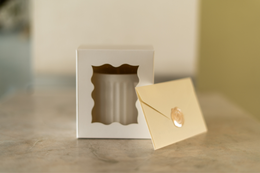 Norwena Secret Treasure Candle – Chocolate & Gold